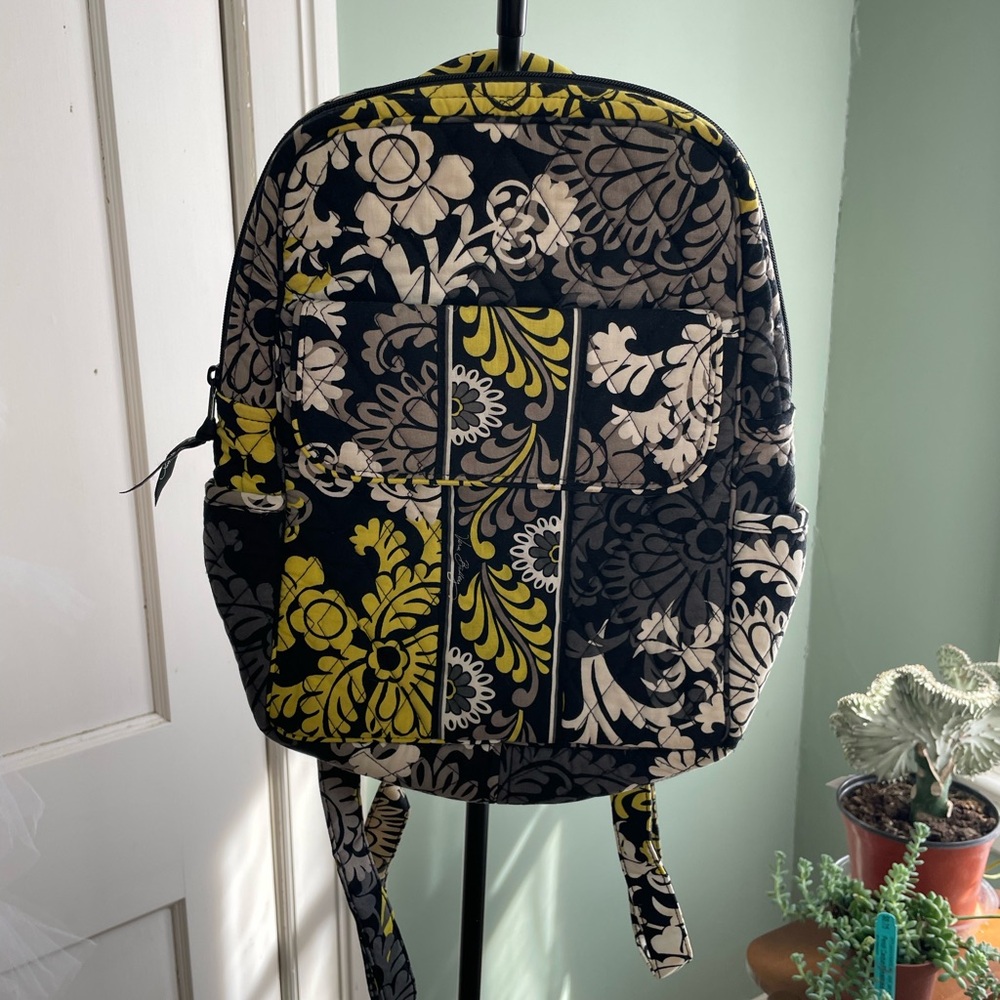 Floral Pattern Backpack - Picture 2 of 6
